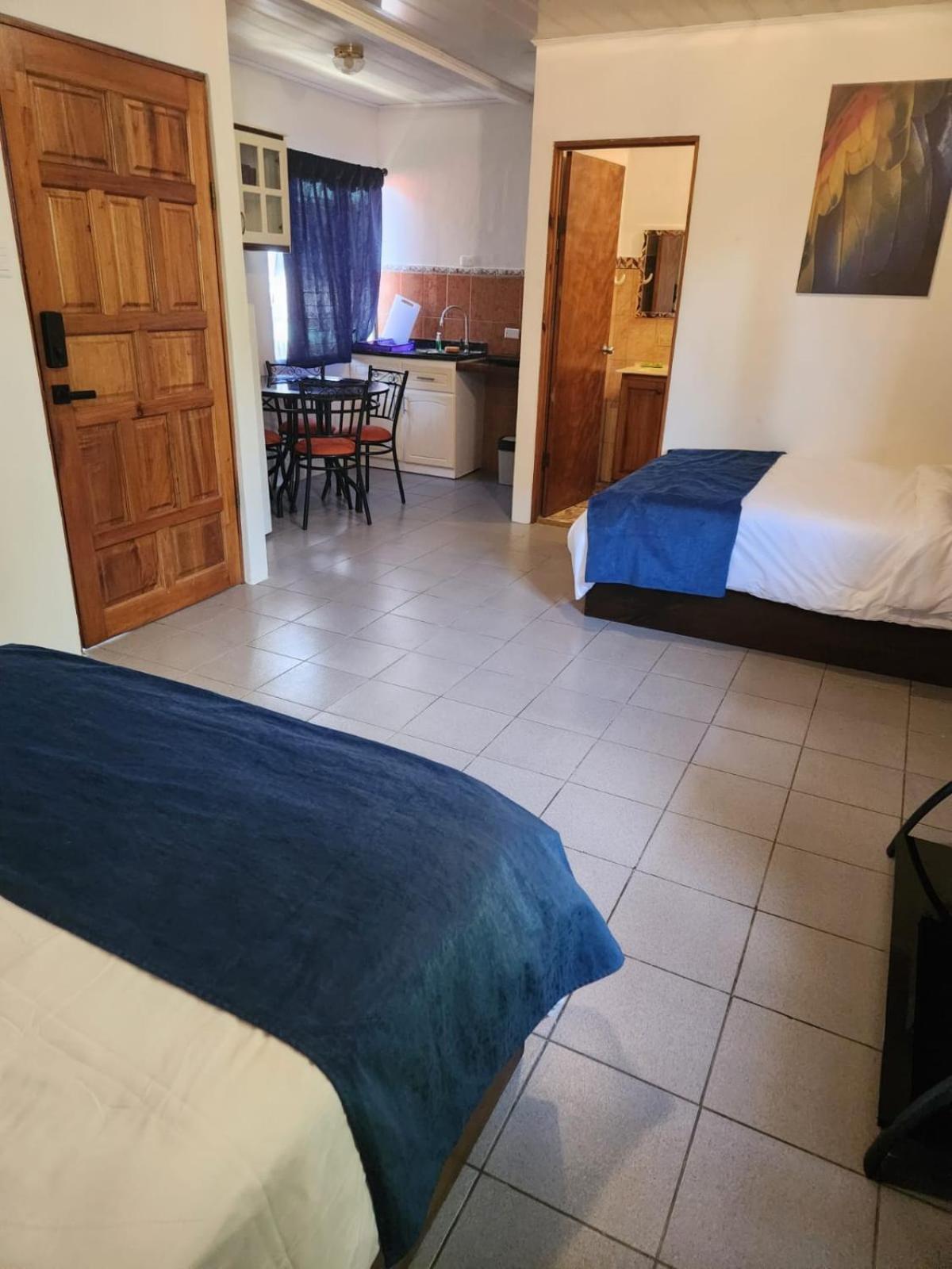 Hotel Villa Prats Manuel Antonio Exterior photo
